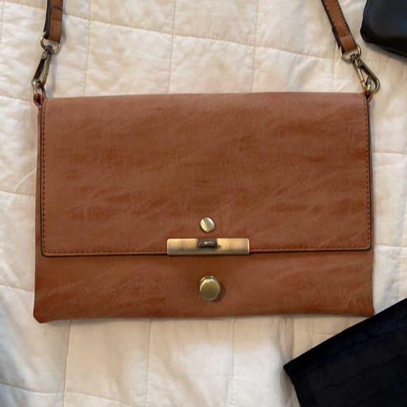 Bundle of Crossbody bags/Clutches - Picture 2 of 5